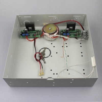 Блок безперебійного живлення RCA-24